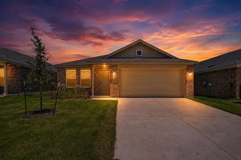 1138 Barbary Fields St, Forney, TX 75126