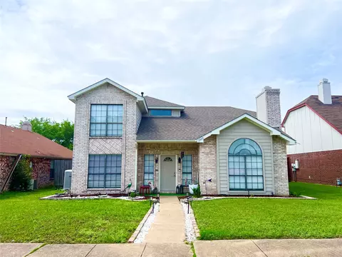 2909 Andante Dr, Grand Prairie, TX 75052