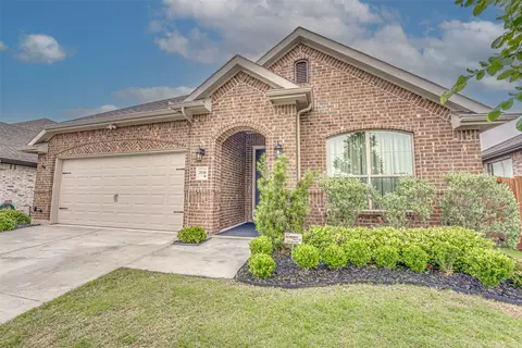 2036 Abbey Rd, Heartland, TX 75126