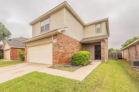 11616 Bobcat Dr, Fort Worth, TX 76244