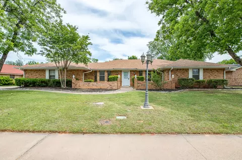 4401 Shady Ln, Wichita Falls, TX 76309