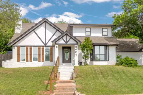 609 Green Valley Dr, Abilene, TX 79601