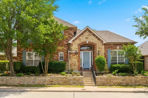 946 Briar Oaks Dr, Rockwall, TX 75087