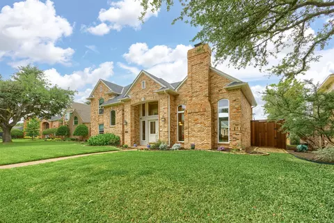 5909 Fairmount Dr, Plano, TX 75093