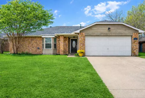 5413 Briar Ln, Flower Mound, TX 75028