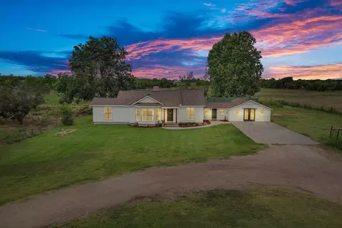 13347 Old China Spring Rd, China Spring, TX 76633