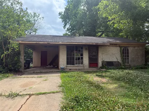 4826 San Antone Dr, Bossier City, LA 71111