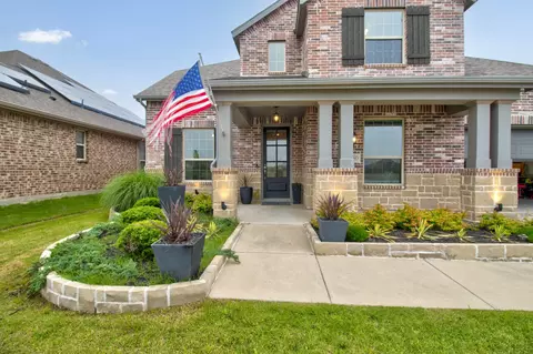 2504 Lakeside Dr, Aubrey, TX 76227