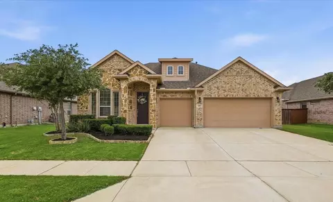 215 Equestrian Rd, Hickory Creek, TX 75065