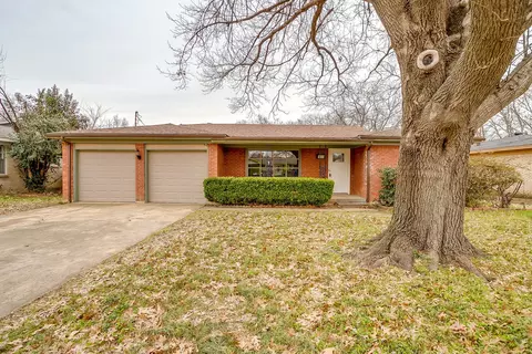 3528 Garwood Dr, North Richland Hills, TX 76117