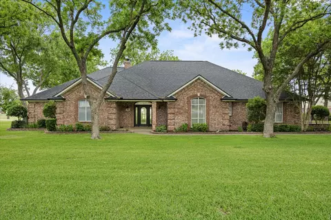 9616 Air Park Dr, Granbury, TX 76049