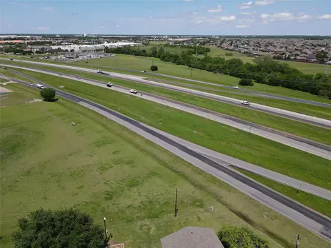 601 W Us- 287 Byp, Waxahachie, TX 75165