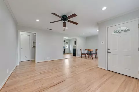 Living - 313 Grace Ln, Terrell, TX 75160 photo 2 of 2