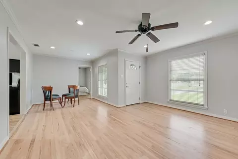 Living - 313 Grace Ln, Terrell, TX 75160 photo 1 of 2
