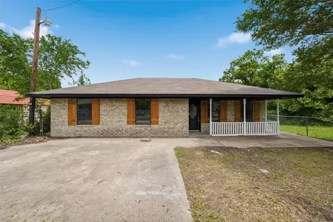 316 N Elm St, Mart, TX 76664