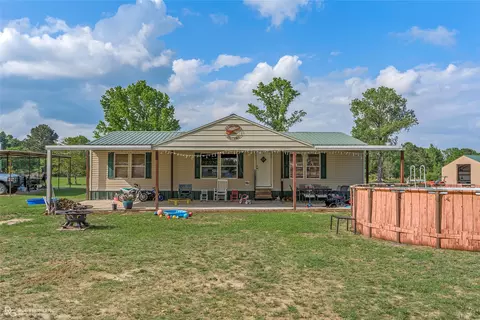 10660 Bowen Rd, Vivian, LA 71082