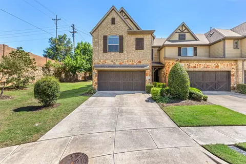 Exterior - 1014 Brook Forest Ln, Euless, TX 76039 photo 3 of 7