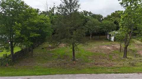 7151 Alcove St, Azle, TX 76020