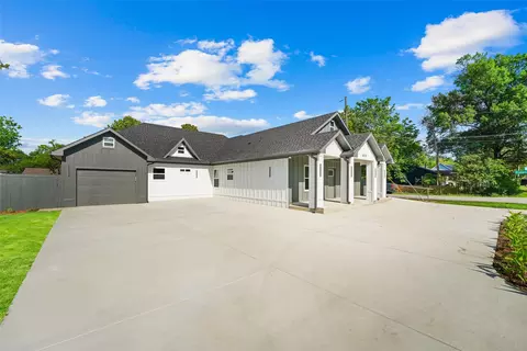 3822 Vandervort Dr, Dallas, TX 75216