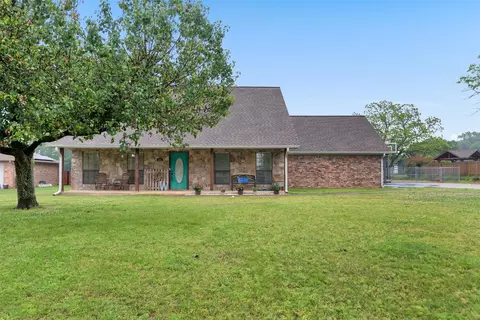 200 Pecan St, Ector, TX 75439