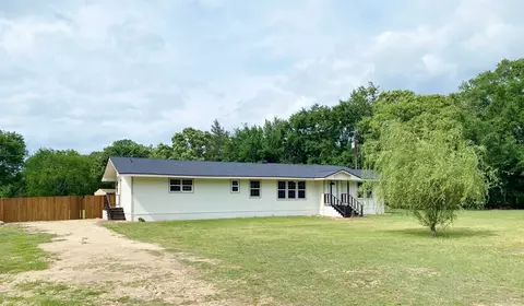 101 County Road 1475, Mount Pleasant, TX 75455