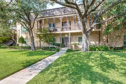 4312 Bellaire Dr S #204, Fort Worth, TX 76109