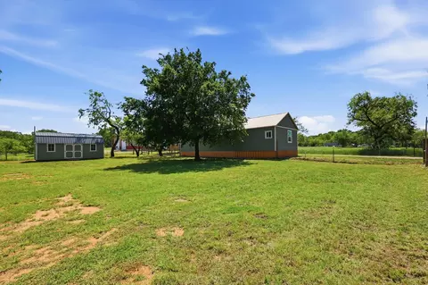 219 Cumberland Trl, Bridgeport, TX 76426