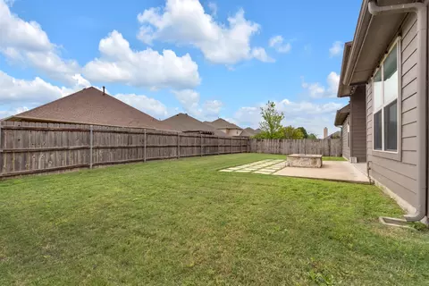 Exterior - 1428 Mesa Crest Dr, Haslet, TX 76052 photo 4 of 7