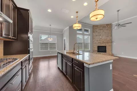 Kitchen - 1428 Mesa Crest Dr, Haslet, TX 76052 photo 3 of 3