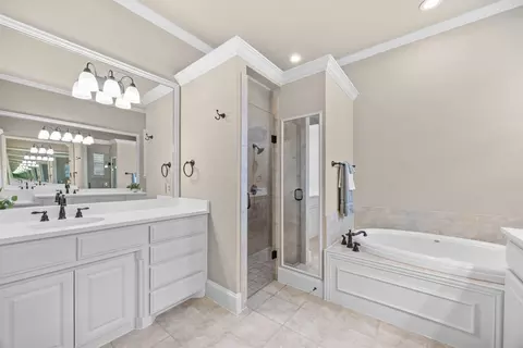 Bath - 1741 Silverleaf Ct, Prosper, TX 75078 photo 2 of 4