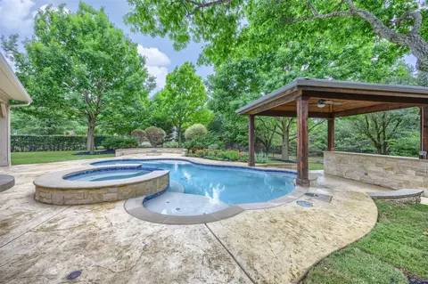 Exterior - 1741 Silverleaf Ct, Prosper, TX 75078 photo 5 of 10