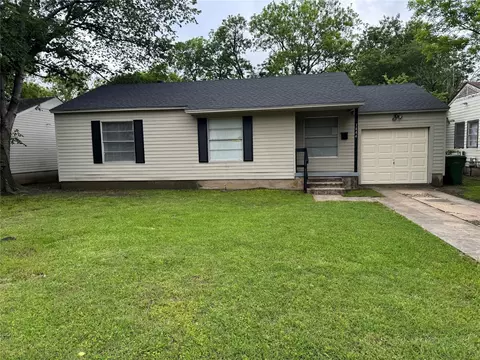 1444 Nash St, Garland, TX 75042
