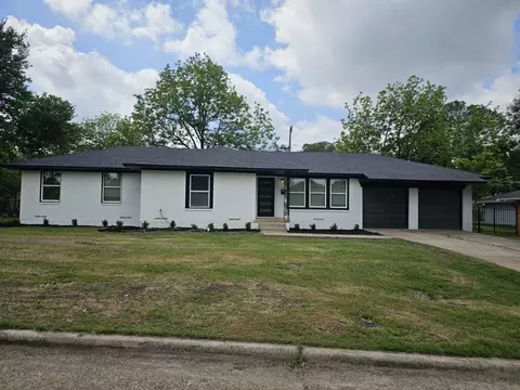 814 Woodacre Dr, Dallas, TX 75241