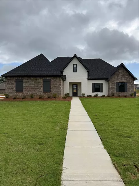 5887 Magnolia Cir, Shreveport, LA 71107