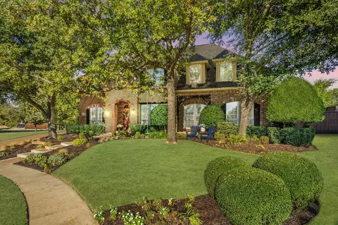 3712 Saint Mark Dr, Flower Mound, TX 75022