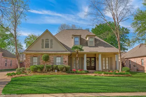 102 Chesterton Ct, Bossier City, LA 71111