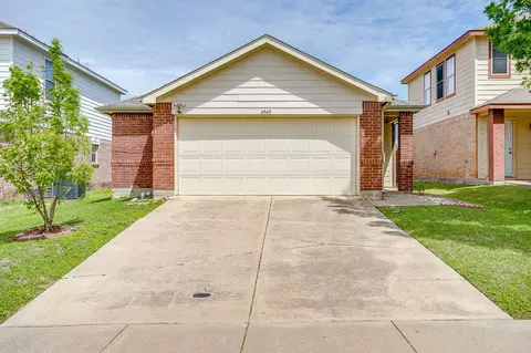 4940 Waterford Dr, Fort Worth, TX 76179