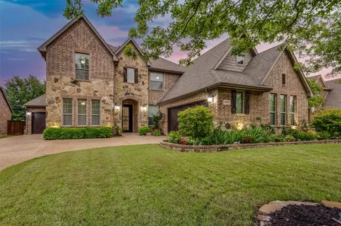 2747 Waverley Dr, Trophy Club, TX 76262