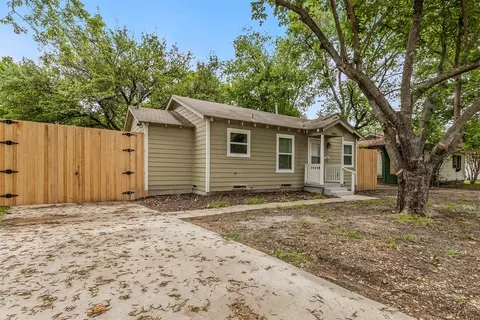 3004 Ballinger Dr, Garland, TX 75041