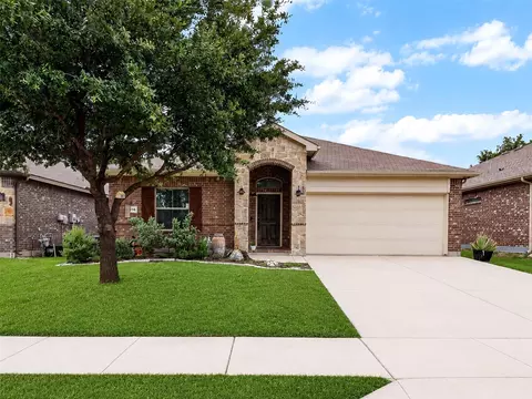 805 Alexandria Ln, Joshua, TX 76058