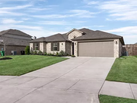 805 Alexandria Ln, Joshua, TX 76058