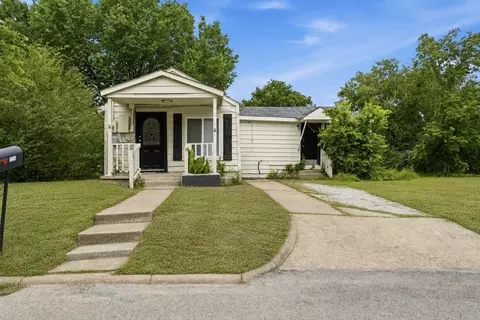 1214 Jones St, Greenville, TX 75401