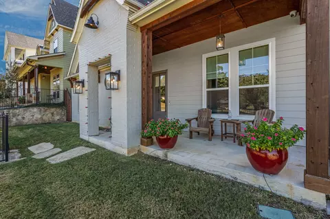 Exterior - 208 Denton St E, Argyle, TX 76226 photo 5 of 9