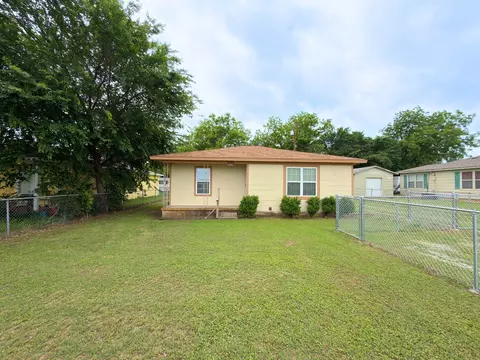 102 Ator St, Lipan, TX 76462
