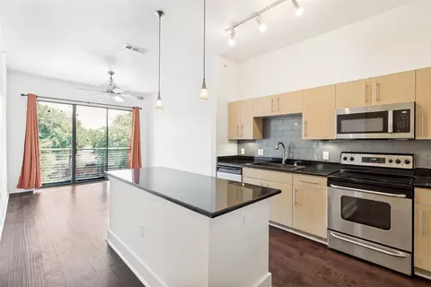 4414 Cedar Springs Rd #320, Dallas, TX 75219