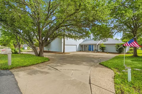 5131 Wedgefield Rd, Granbury, TX 76049