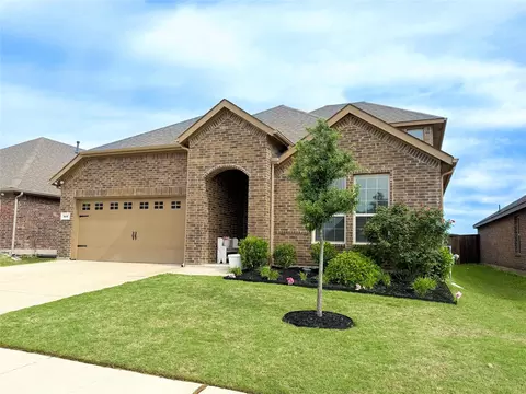 929 Philadelphia St, Fate, TX 75189