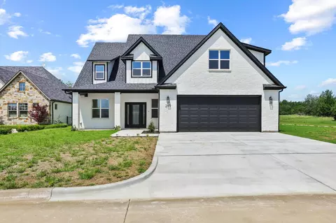 299 Bent Oak Dr, Pottsboro, TX 75076