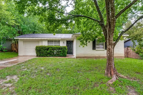 1209 Edgemont Dr, Mesquite, TX 75149