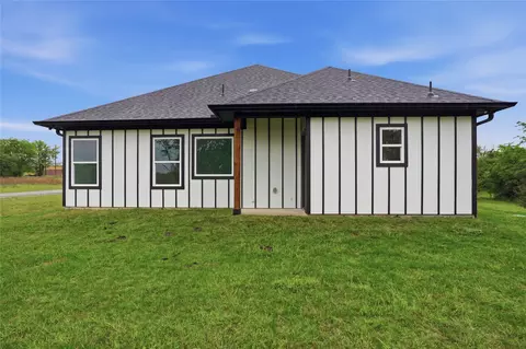 Exterior - 420 E Ball St, Tom Bean, TX 75489 photo 9 of 9